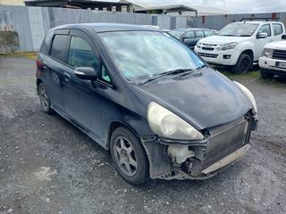 2006 Honda fit Hatch Photo