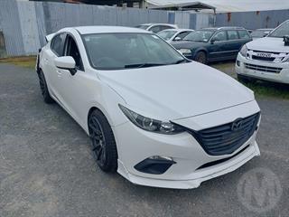2015 Mazda MAZDA3 GLX 2.0P/6AT/SL/4DR Sedan Photo