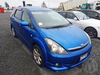 2005 Toyota Wish Station Wagon Photo