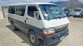 2002 Toyota Hiace Light Van Photo