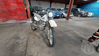 2000 Suzuki DR200 Motorcycle Photo