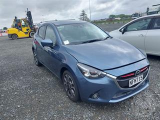 2015 Mazda Demio Hatch Photo