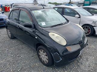2005 Nissan March Hatch Photo