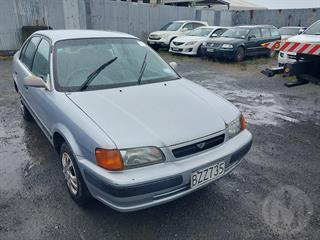 1995 Toyota Tercel VX Sedan Photo