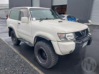 1997 Nissan Safari Spirit Type II 3D Station Wagon Photo