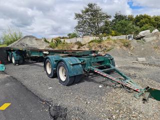 1999 M.t.e 4A Bitumen Tanker Trailer Trailer Chassis Photo
