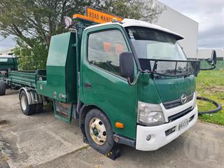 2014 Hino 300 Tipper GCM 8,500kg Photo