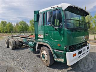 1999 Hino FS Cab Chassis GCM 50,000kg Photo
