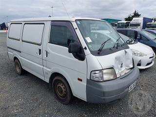 2010 Mitsubishi Delica Van Photo