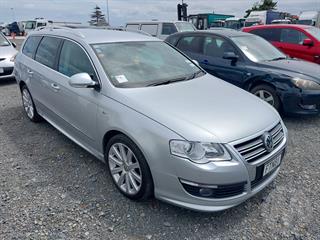 2011 Volkswagen Passat VAR TDI 125kw SL Station Wagon Photo
