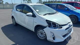 2017 Toyota Aqua Hatch Photo