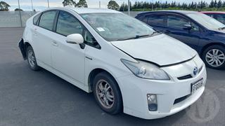 2012 Toyota Prius 1.8 Hybrid CVT Hatch Photo