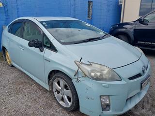 2010 Toyota Prius Hatch Photo