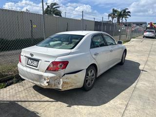 2005 Toyota Markx Sedan Photo