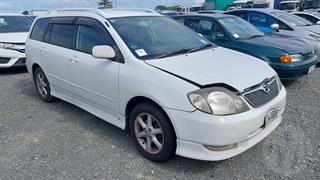 2000 Toyota Corolla Fielder Station Wagon Photo