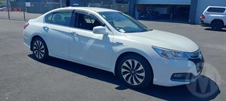 2013 Honda Accord Hybrid 4D Sedan Photo