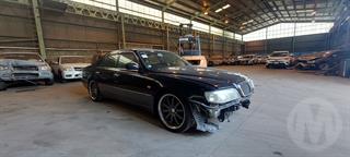 2000 Nissan Cima Sedan Photo