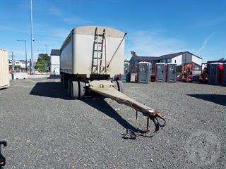 2016 Lusk Engineering 5A Tipping Trailer Photo