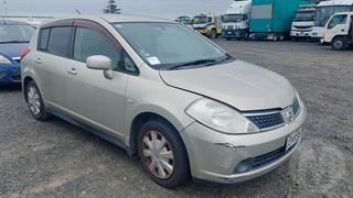 2006 Nissan Tiida Hatch Photo