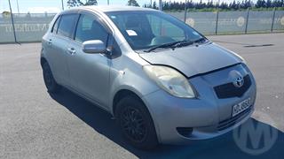 2006 Toyota Echo Hatch Photo