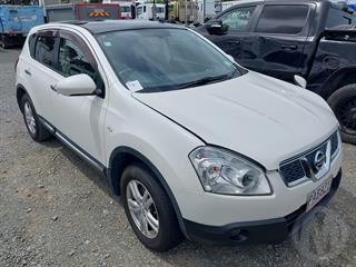 2013 Nissan Dualis Hatch Photo