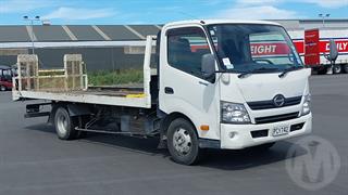 2013 Hino Dutro 3.5T Car Transporter GCM 9,000kg Photo
