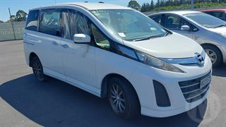 2010 Mazda Biante Station Wagon Photo