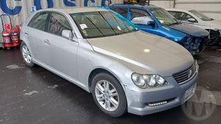 2005 Toyota Markx Sedan Photo