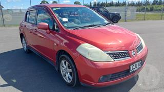 2005 Nissan Tiida Hatch Photo