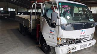 1995 Nissan Atlas APR71 Multi Purpose Vehicle Photo