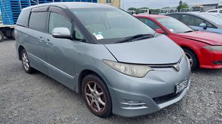 2007 Toyota Estima Station Wagon Photo