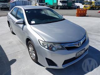 2012 Toyota Camry 2.5 Hybrid Ecvt Sedan Photo