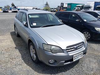 2003 Subaru Outback Station Wagon Photo