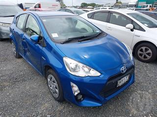 2016 Toyota Prius C GX 1.5PH/CVT/HA/4DR Hatch Photo