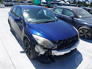 2010 Mazda Axela Hatch Photo