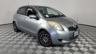 2007 Toyota Vitz 5D Hatch Photo