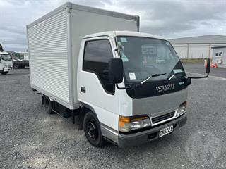 1998 Isuzu ELF Boxbody GCM 5,500kg Photo