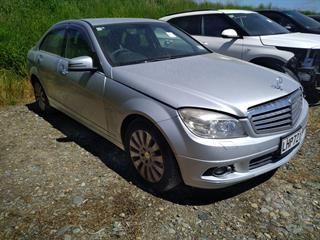 2010 Mercedes-Benz C200 CGI Sedan Photo