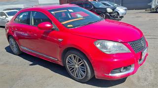 2014 Suzuki Kizashi GLX Sport 2.4P/6MT/ Sedan Photo