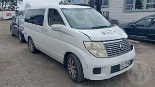 2005 Nissan Elgrand Station Wagon Photo