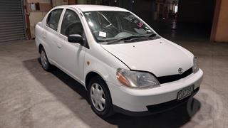 2000 Toyota Echo 1.5P Sedan 4A Sedan Photo