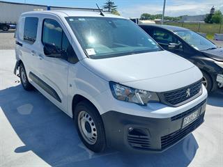 2023 Peugeot Partner SWB Electric 50kwh Van Photo