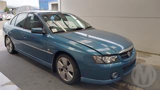 2004 Holden Commodore Calais V6 Sedan Photo
