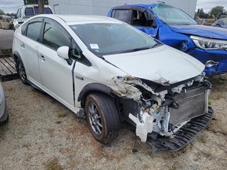 2012 Toyota Prius Hatch Photo