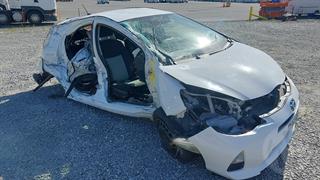 2013 Toyota Aqua Hatch Photo