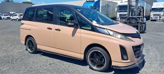 2013 Mazda Biante Station Wagon Photo