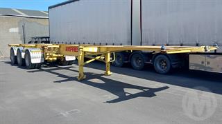 2004 Steelbro SB SBSK338C Skeletal Trailer Photo