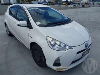 2015 Toyota Aqua Hatch Photo