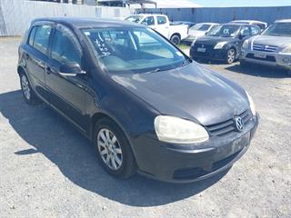 2006 Volkswagen Golf Hatch Photo