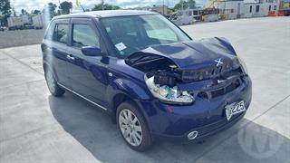 2005 Mazda Verisa Hatch Photo